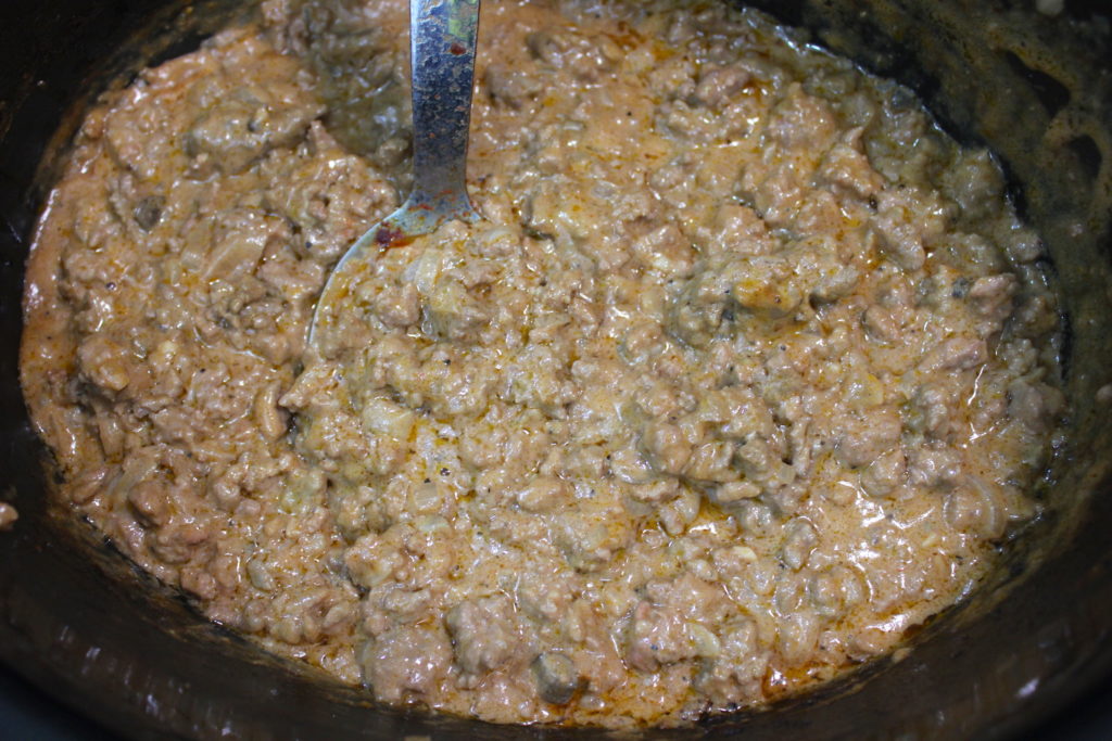 Slow cooker ground beef stroganoff recipe